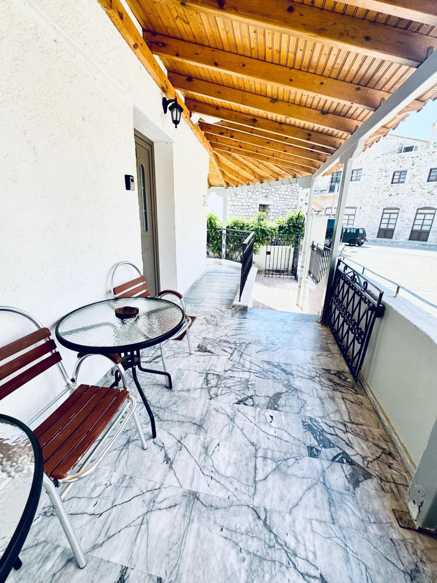 Hotel Mani Spot Areopoli Zewnętrze zdjęcie
